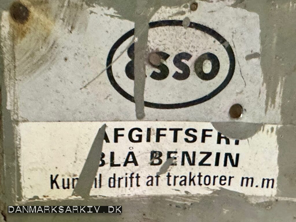 Esso - Afgiftsfri Blå Benzin - Kun til drift af traktorer m.m.